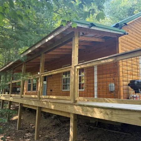 Perfect Spring Getaway: Natural Bridge Cabin Stay