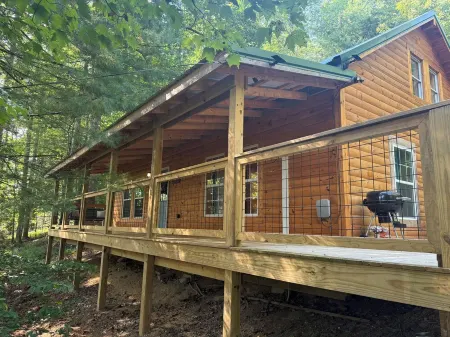 Fall Discounted Rate: Natural Bridge Cabin Stay