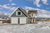 Rural White Sulphur Springs Getaway w/ Deck! - Homestays