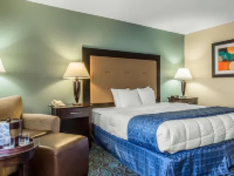 里賈納旅館及套房 新倫敦, 米斯蒂克 新倫敦酒店