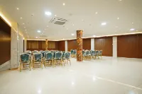Hotel Tripka Square