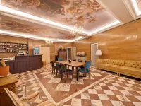 21-15 Boutique Hostel Hotels in Durrës distrikt