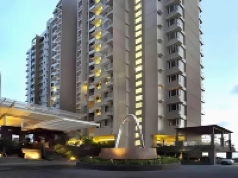 金色鬱金香巴釐巴板酒店及套房