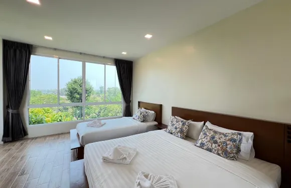 烏泰他尼度假酒店