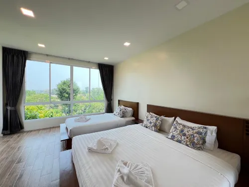 Uthaithani Resort Hotel di Uthai Thani