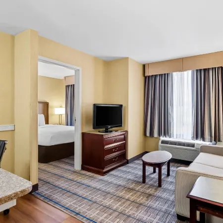 MainStay Suites Airport