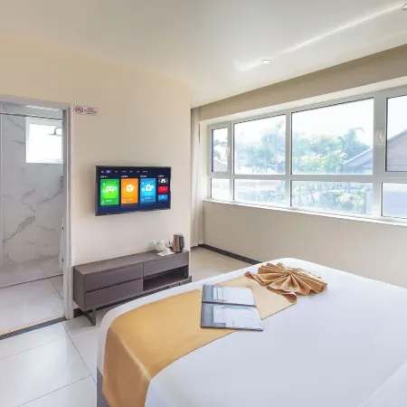 Tauese Seaview Hotel