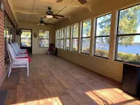 Outstanding 3BR Central Arkansas Lakeside Retreat near Little Rock and Conway
