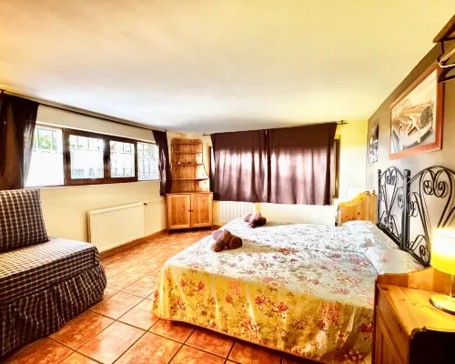 Farmhouse Apartment with Pool Hoteles en Galapagar