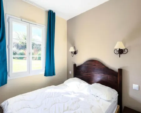Comfort 1 Bedroom Apartment (5 people) Hotels in Argentat
