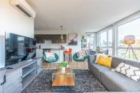 3BR | Balcony, Views, Gym | Bellevue | Sophari B