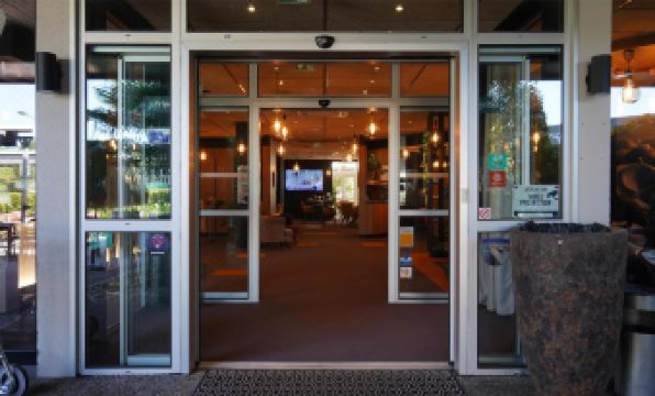 Campanile NATURE - Clermont Ferrand Nord Riom