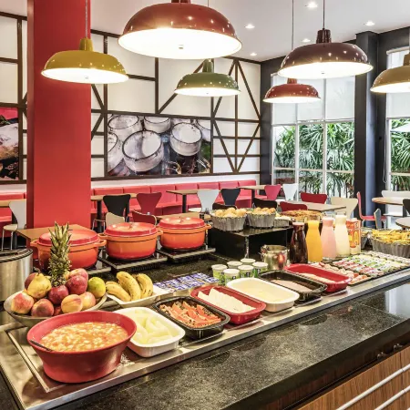 ibis Blumenau