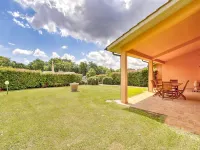 Elegant Villa with Spa in Sorano