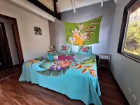 Cozy Bungalow with Exceptional Ocean and Moorea Views