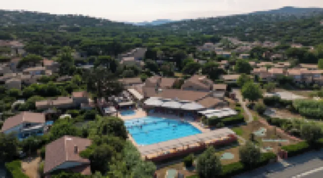 聖馬克西姆聖特羅佩海灣 VVF 度假園區