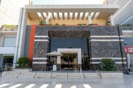 Rivoli Suites Отели рядом с достопримечательностью «Махмея пляж»