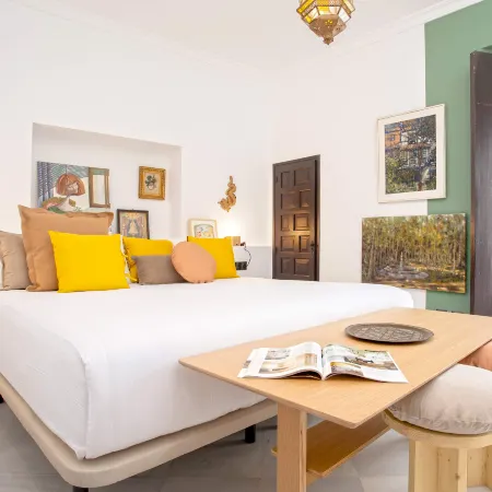 Genteel Home Casa Tintes