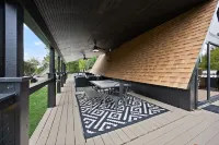 ~The LAkeframe~Dreaming of Summer on Dhl-Boat Slip@Sulphur Crk<1mi Water! Hotels in Cumberland County