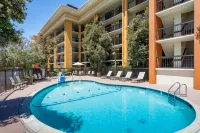 Holiday Inn Express AT MONTEREY BAY by IHG - Ocean View