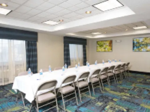 Holiday Inn Express & Suites DANVILLE by IHG Hotels in Vermilion County