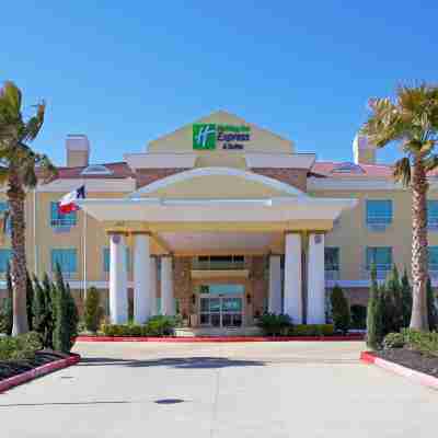 Holiday Inn Express & Suites PEARLAND by IHG Hotel Exterior