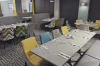 Holiday Inn NEWCASTLE - GOSFORTH PARK by IHG - Breakfast