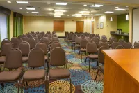 Holiday Inn Express & Suites JACKSONVILLE AIRPORT by IHG - Airport Shuttle
