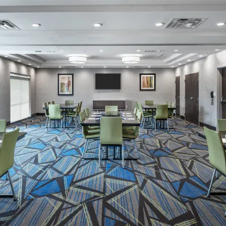 Holiday Inn Express & Suites BRYAN - COLLEGE STATION by IHG