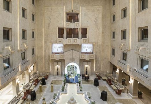 2. 졸루 그랜드 호..