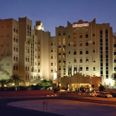 Mövenpick Doha Hotels near Corniche