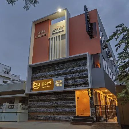 Itsy Hotels Everest Leela Residency