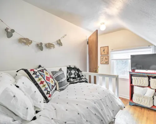 Central Thermopolis Home: 1 Mi to Hot Springs! Hotels in Thermopolis