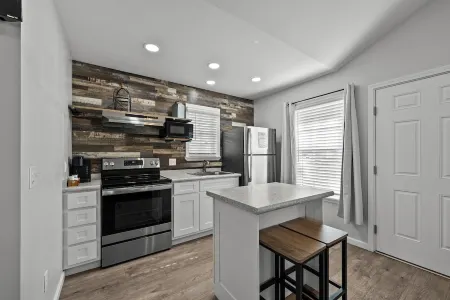 “Cypress” Cottage Reidsville Georgia