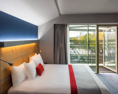 هوليداي إن إكسبرس باريس - كنال دو لا فيليت Hotels near الحي التاسع عشر - بوت - شومونت - لا فيليت