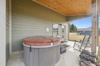 You WOOD love it here!