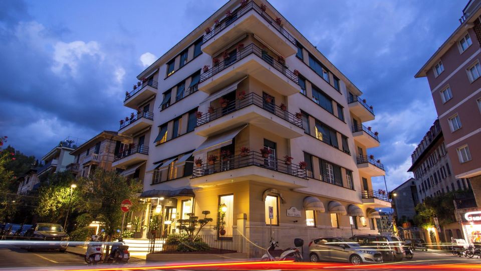Hotel Jolanda