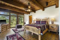 Stunning Lake Views and Private Hot Tub - Rustic Escape