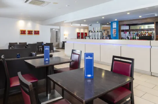Holiday Inn Express LONDON - DARTFORD by IHG Отели в г. Лондон