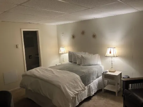 Grand Central Motel Hotels in 