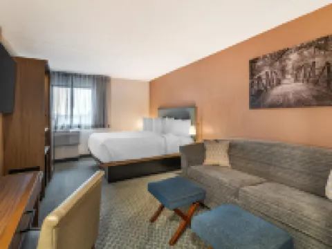 ザ クロックタワー ホテル レイサム - ノースアルバニー, アン アセンド コレクション ホテル コロニーのホテル