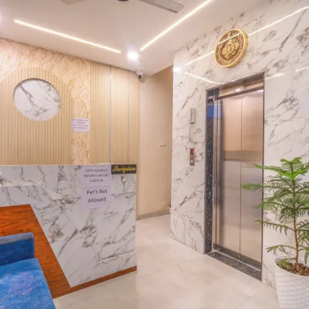 Hotel Clover Inn by Onyx Group