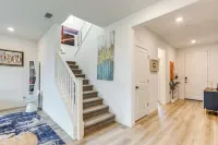 Modern Family Home in Suburbs of Sacramento! - 3-Star
