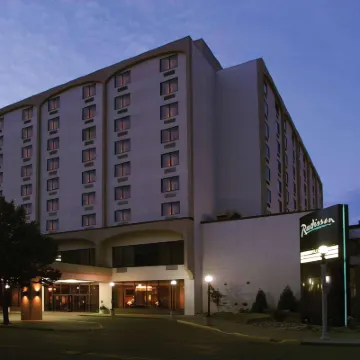 Radisson Hotel Bismarck Hotels in 