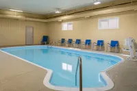 AmericInn by Wyndham Urbana - Pools