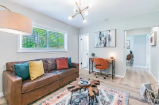 Perfect One-Bedroom- 10 Mins from Clearwater Beach