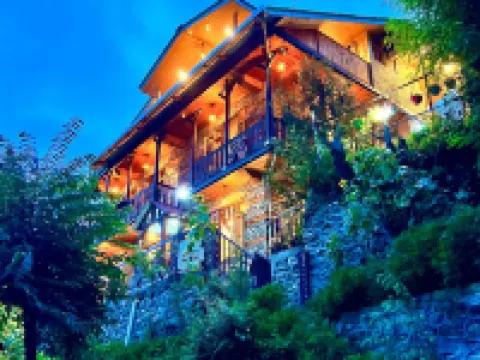 Rustic Roots Home Stay Hotels in Naggar