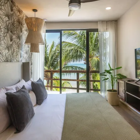Beachfront Hotel la Palapa - Adults Only