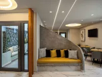 Kudos Suites Firostefani Hotels in Fira