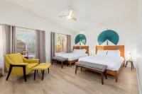 Saguaro Retreat: Heated Pool, Sauna, Spa, Golf, Pool Table, MSG Chair,Sleeps 14